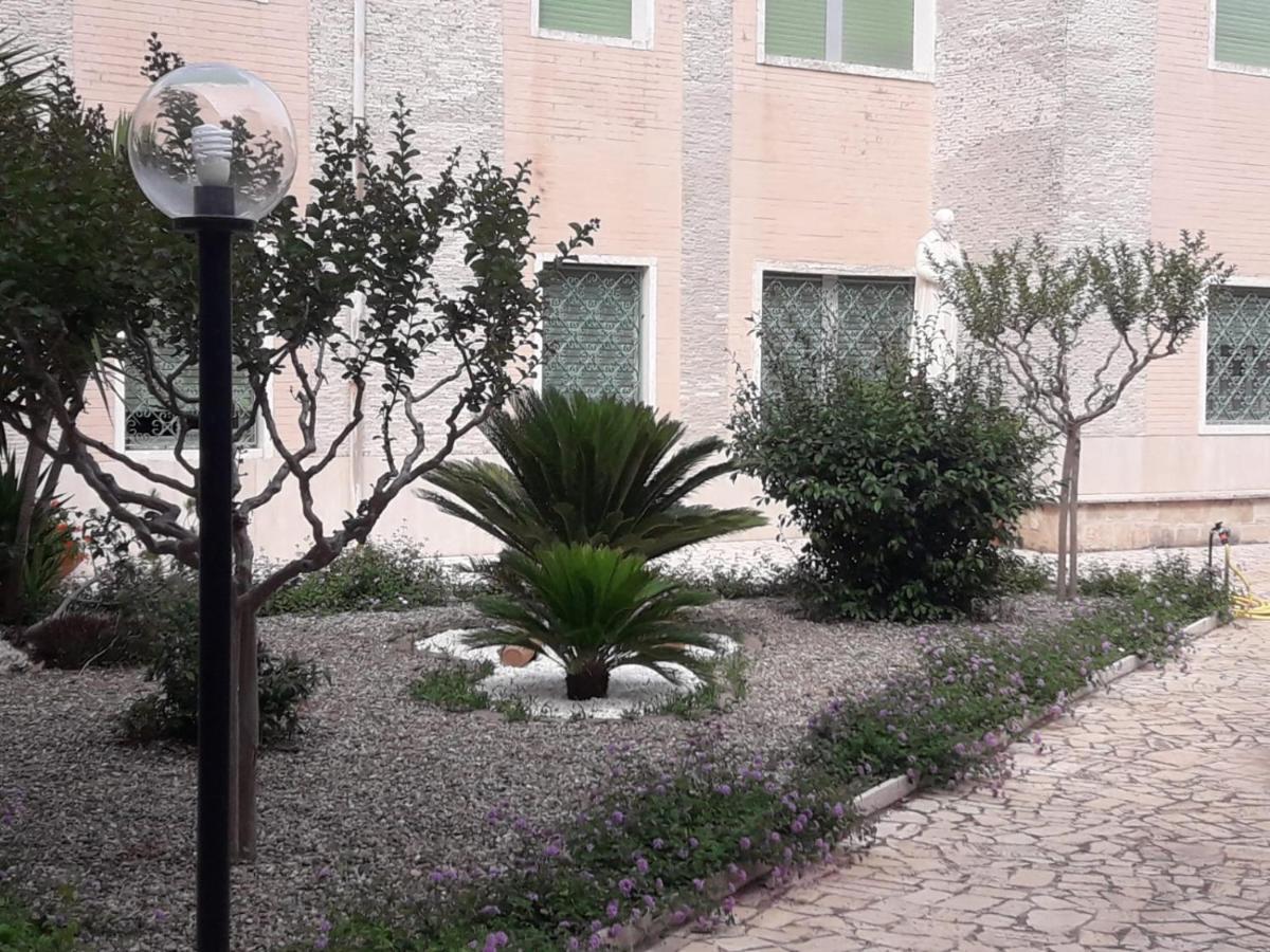 Trullo Dell'Immacolata - Casa Vacanze Gestita Da Suore Сельва-ди-Фазано Экстерьер фото